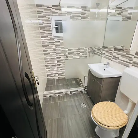 公寓 Luxury Apartm Budimex