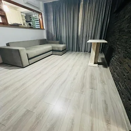 Luxury Apartm Budimex